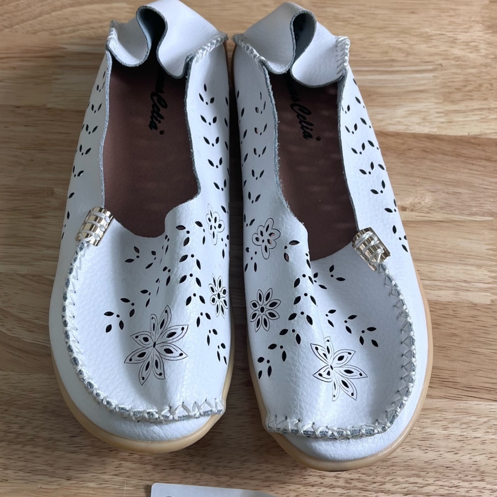 Venus Celia Women’s Shoes size: 38/240